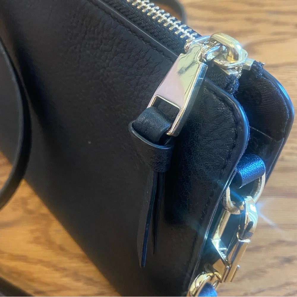 Tory Burch zip crossbody bag - Picture 3 of 8